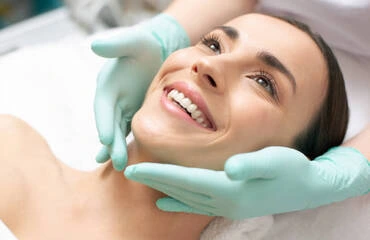 Dermatologların Unutmanızı İstediği Yaygın Cilt Bakımı Mitleri